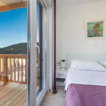 Camping Homes Grot-1 By Interhome Nyaraló