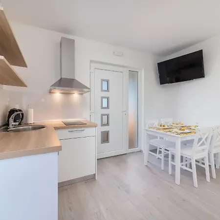 Tatil Evi Camping Homes Grot-1 By Interhome